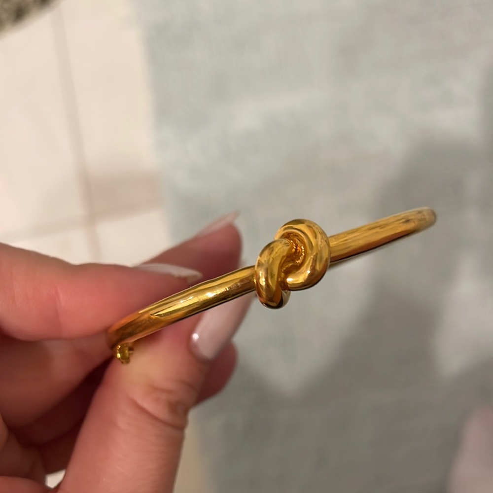 Lightly worn knot Kate Spade Bangle